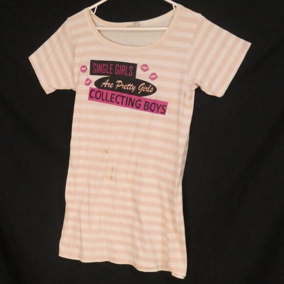 SEDUCTIONS | s/m small/medium | Single Girls Are Pretty Girls Collecting Boys - Picture 1 of 14